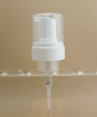 섬세한 디자인의 흰색 플라스틱 대형 폼 펌프 (바디워시 용기용)
