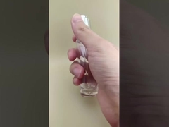 섬세한 디자인 투명하고 매끄러운 원형 긴 드로퍼 병 (에센스용)