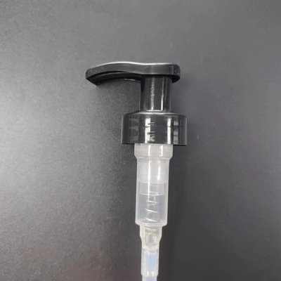 24/400 28/400 검은 PP PE 재료 로션 출력된 펌프 1.20 - 1.50 ml/T