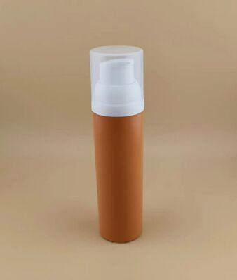새로운 디자인의 갈색 휴대용 플라스틱 에어리스 병 및 투명 커버 A가 포함된 여행 편의성